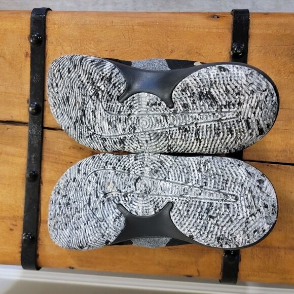 Nike Air Precision 2 Basketball Shoes size 7.5 main image 5
